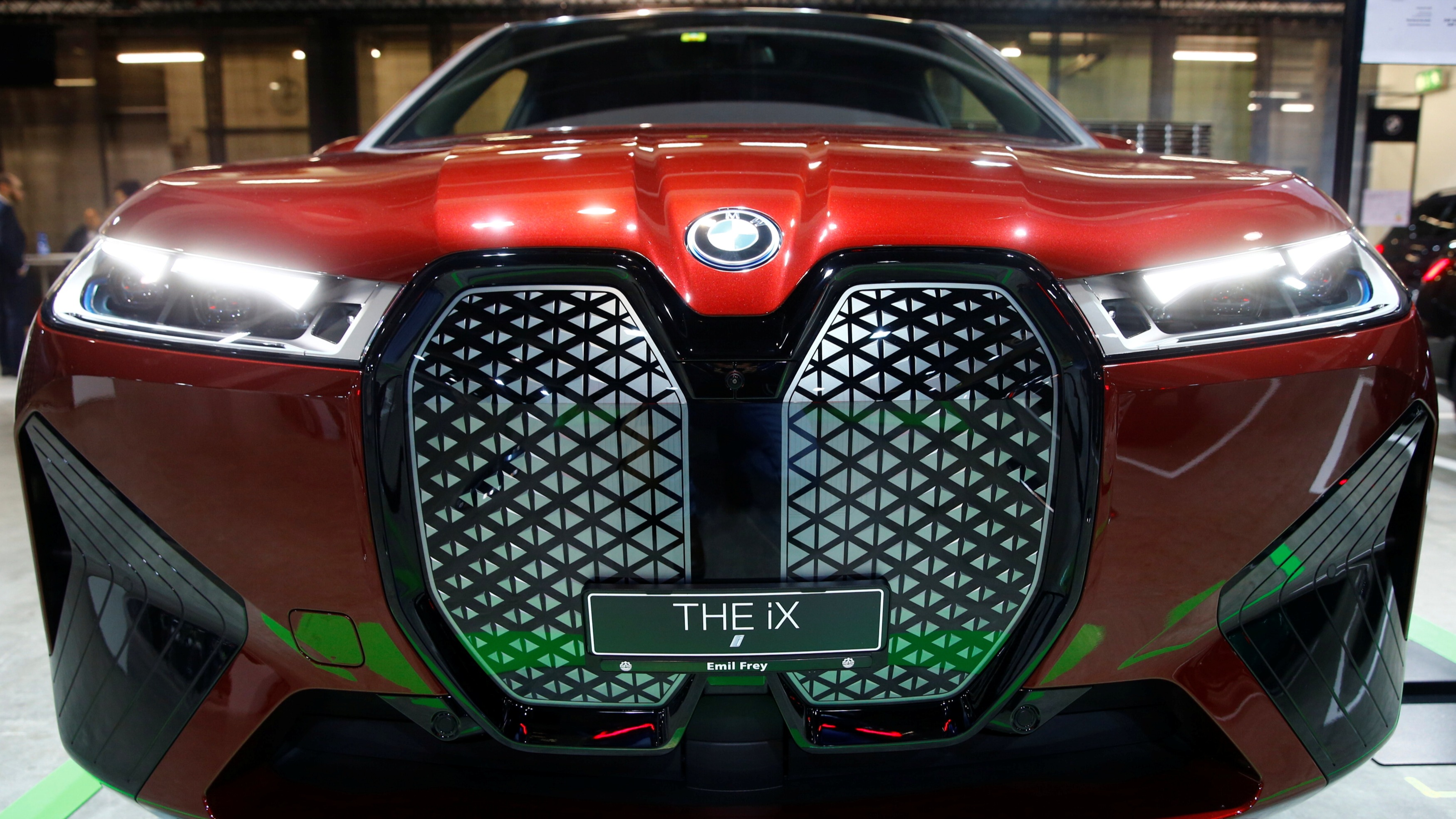 BMW fuel cell SUV to enter mass production as soon as 2025