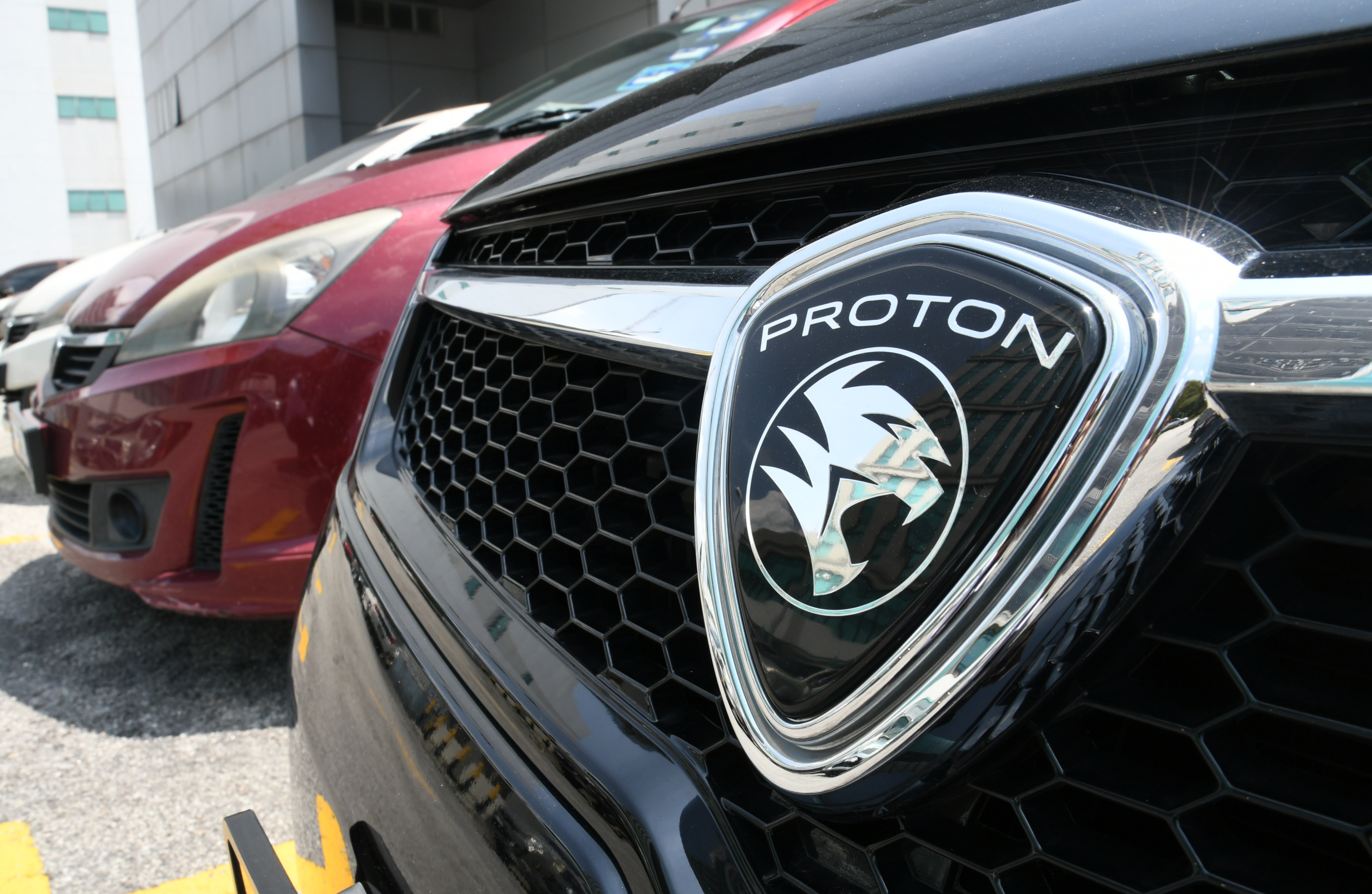 DHU Teams Shine at PROTON Business Competition!, image size:2835x1848