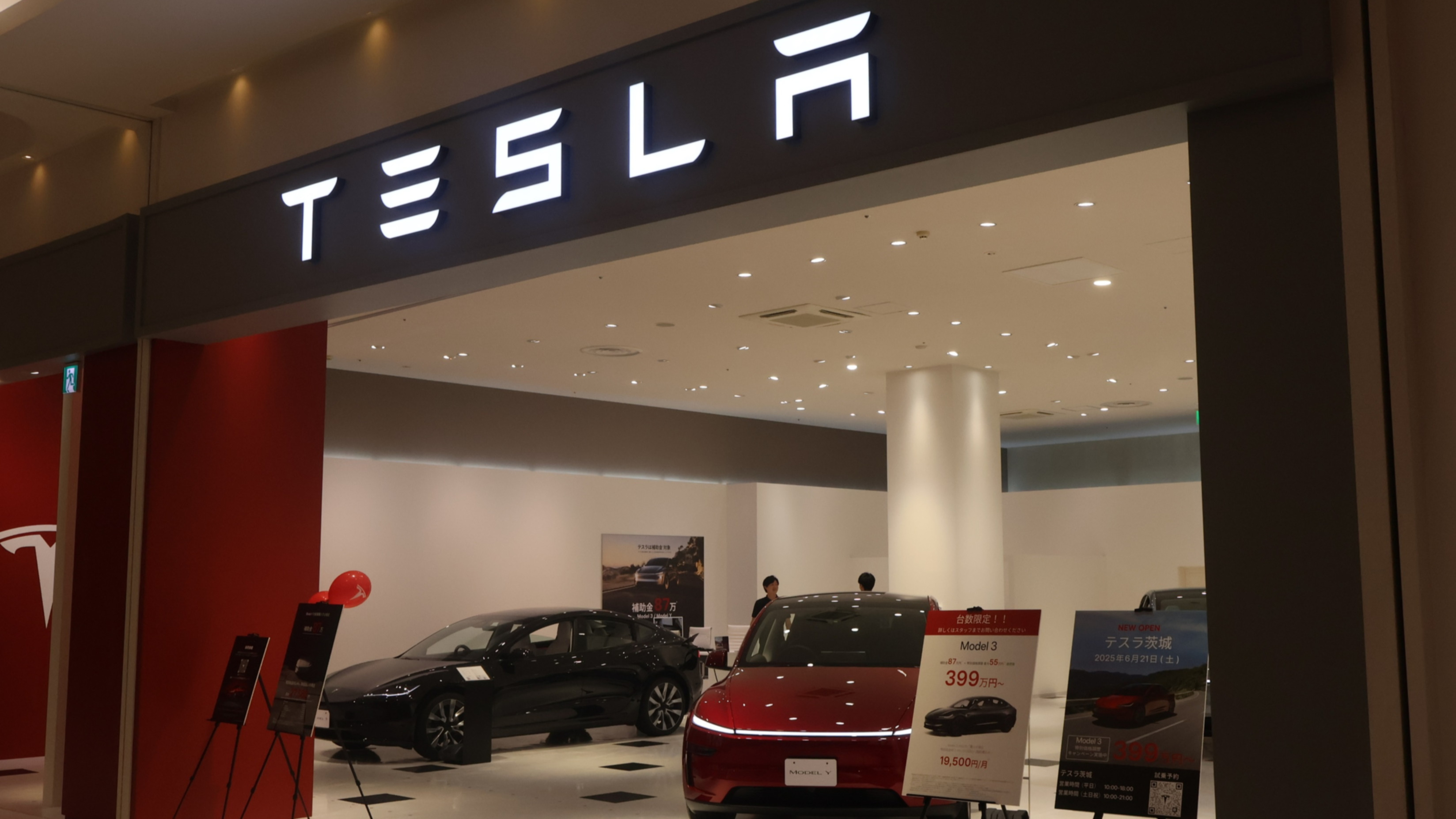 Tesla to open more delivery sites in Japan to deal with sales