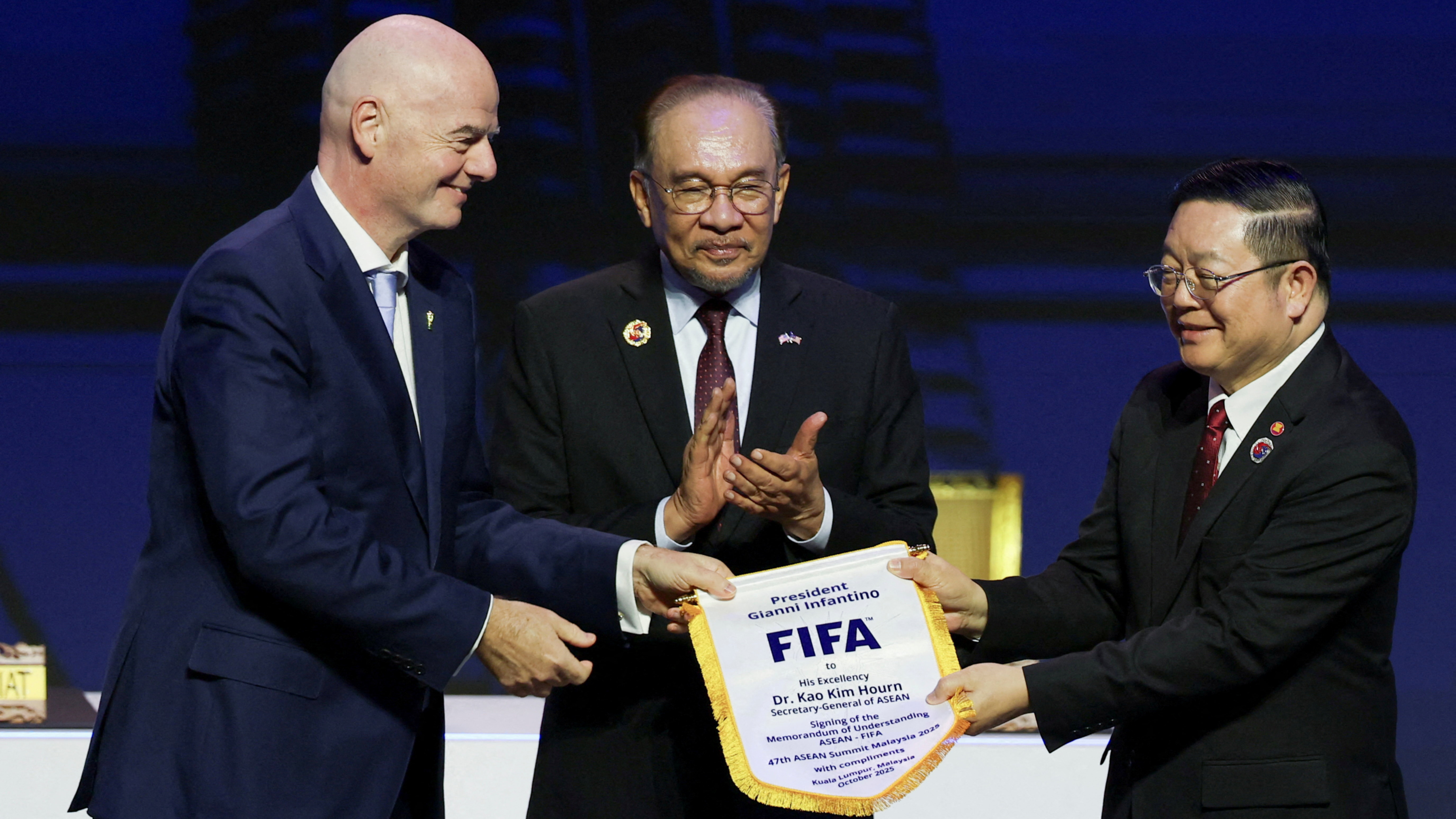 cb5313a3ed74-2025-10-