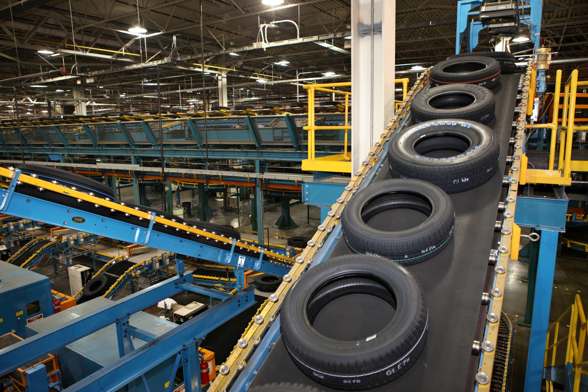 Bridgestone turns to AI for production reforms - Nikkei Asia