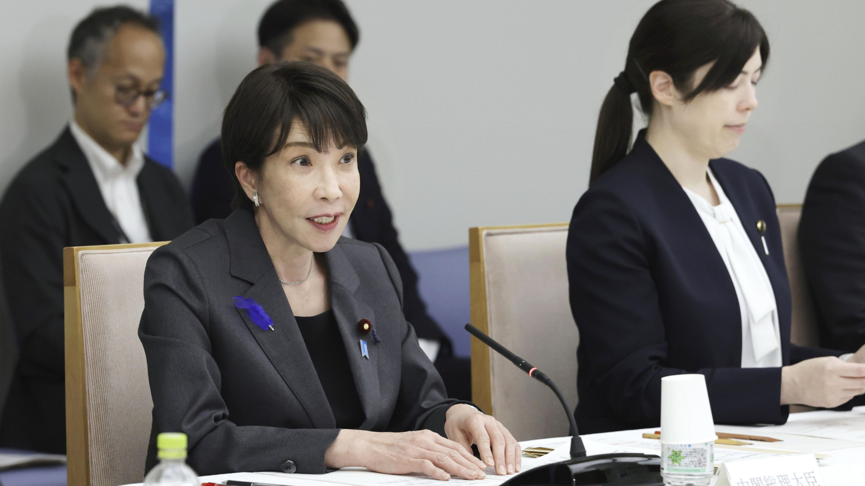 More foreign workers push Japan's overseas remittances to record high - Nikkei Asia