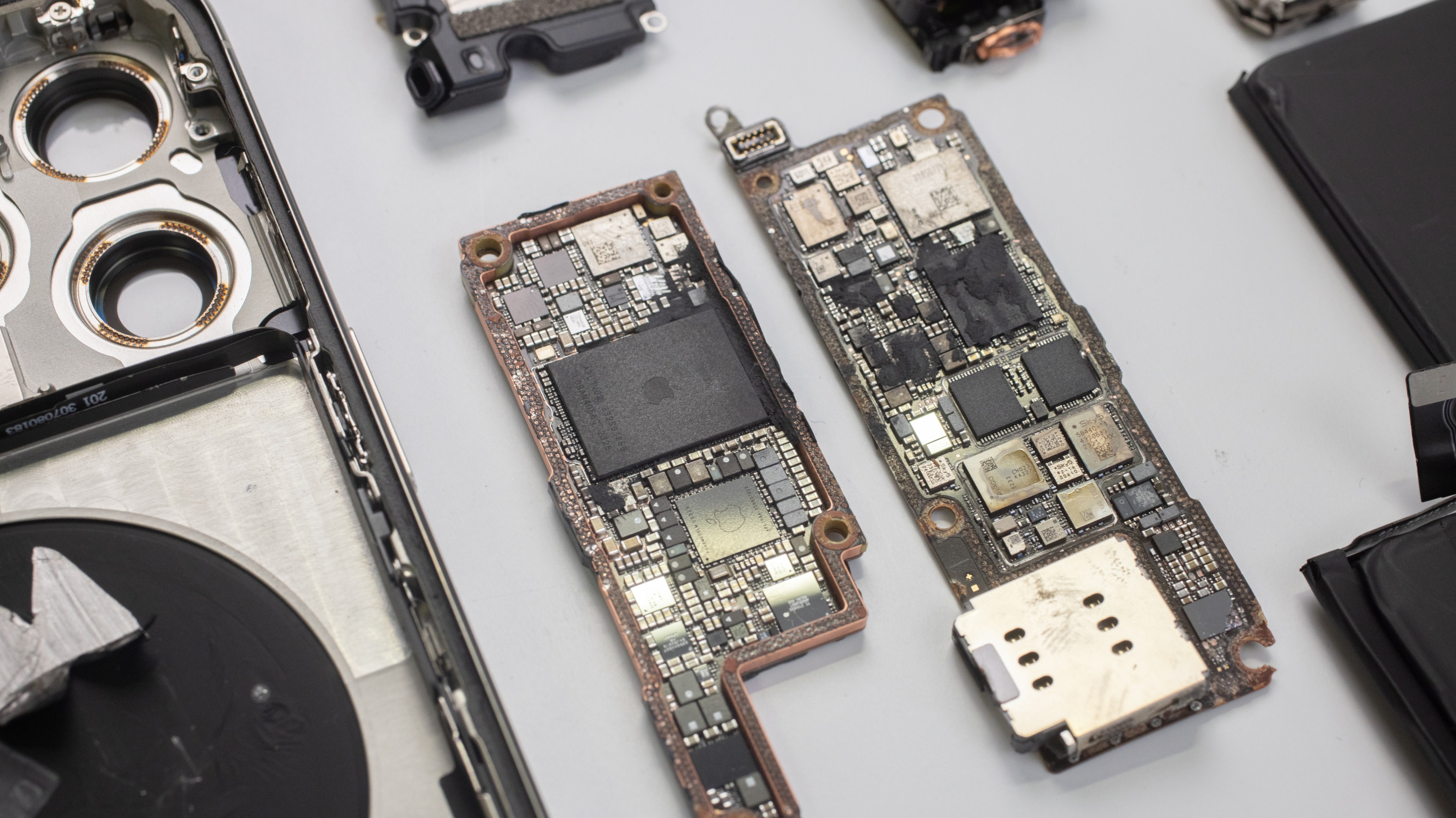 iPhone 15 teardown reveals 10% costlier parts than 2022 flagship