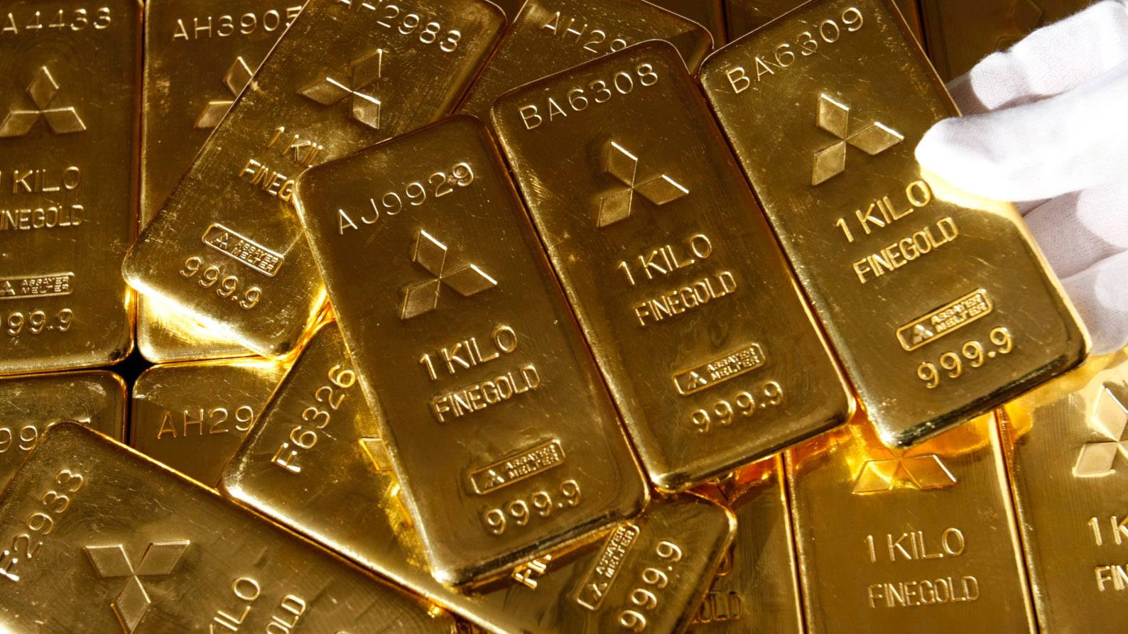 Japan braces for gold smuggling rush in shadows of tax hike 