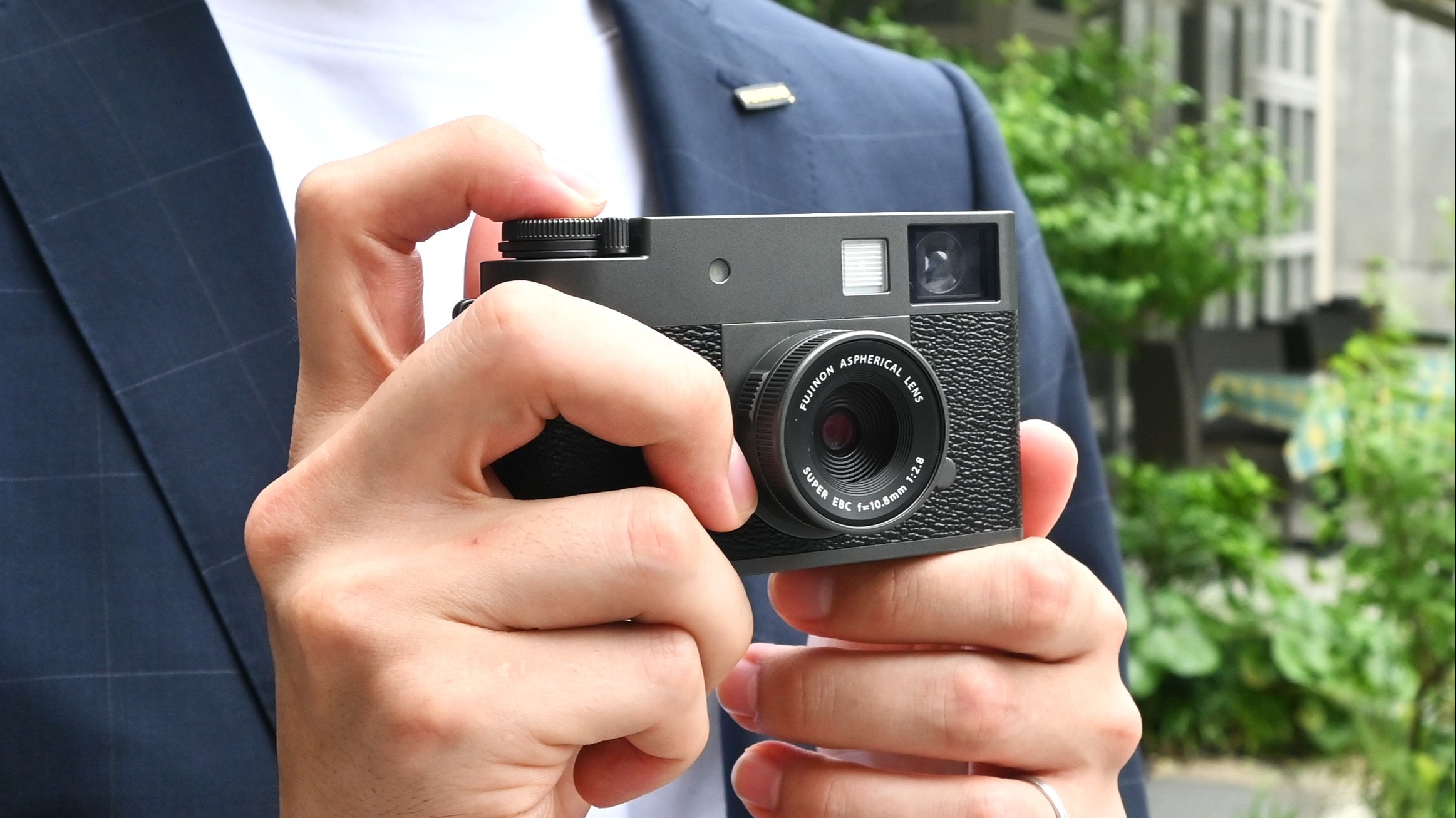 Fujifilm's X digital camera gives users a film photo experience