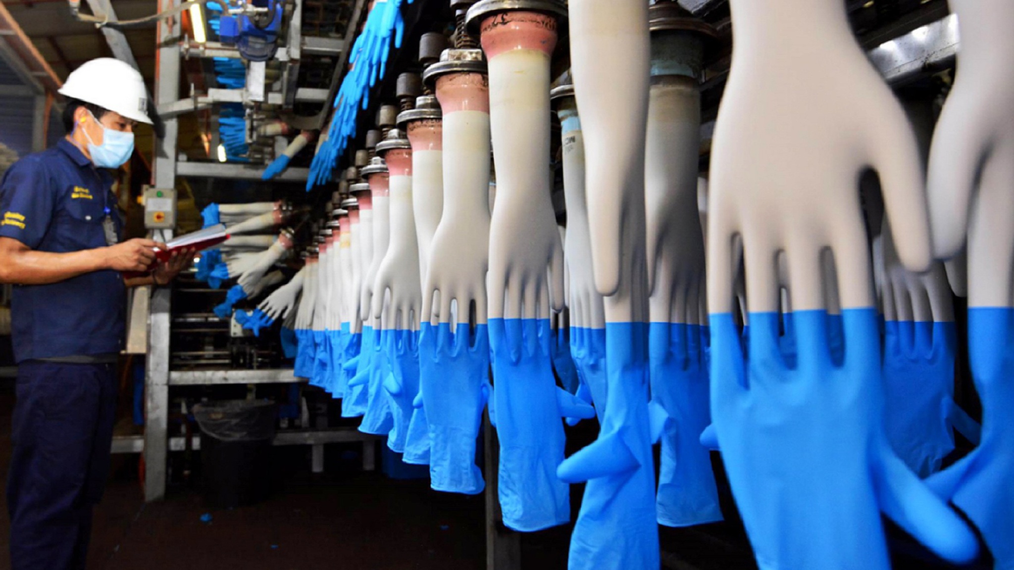 Top Glove makes automation push amid pandemic labor shortage
