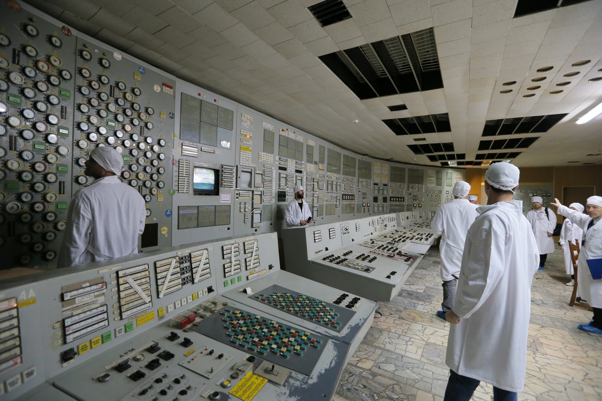 Peering inside the Chernobyl nuclear power plant - Nikkei Asia