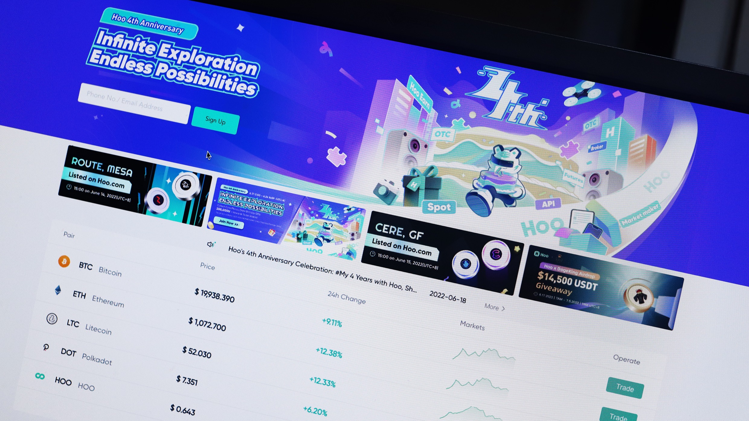 Hong Kong crypto platforms freeze accounts as turmoil deepens - Nikkei Asia