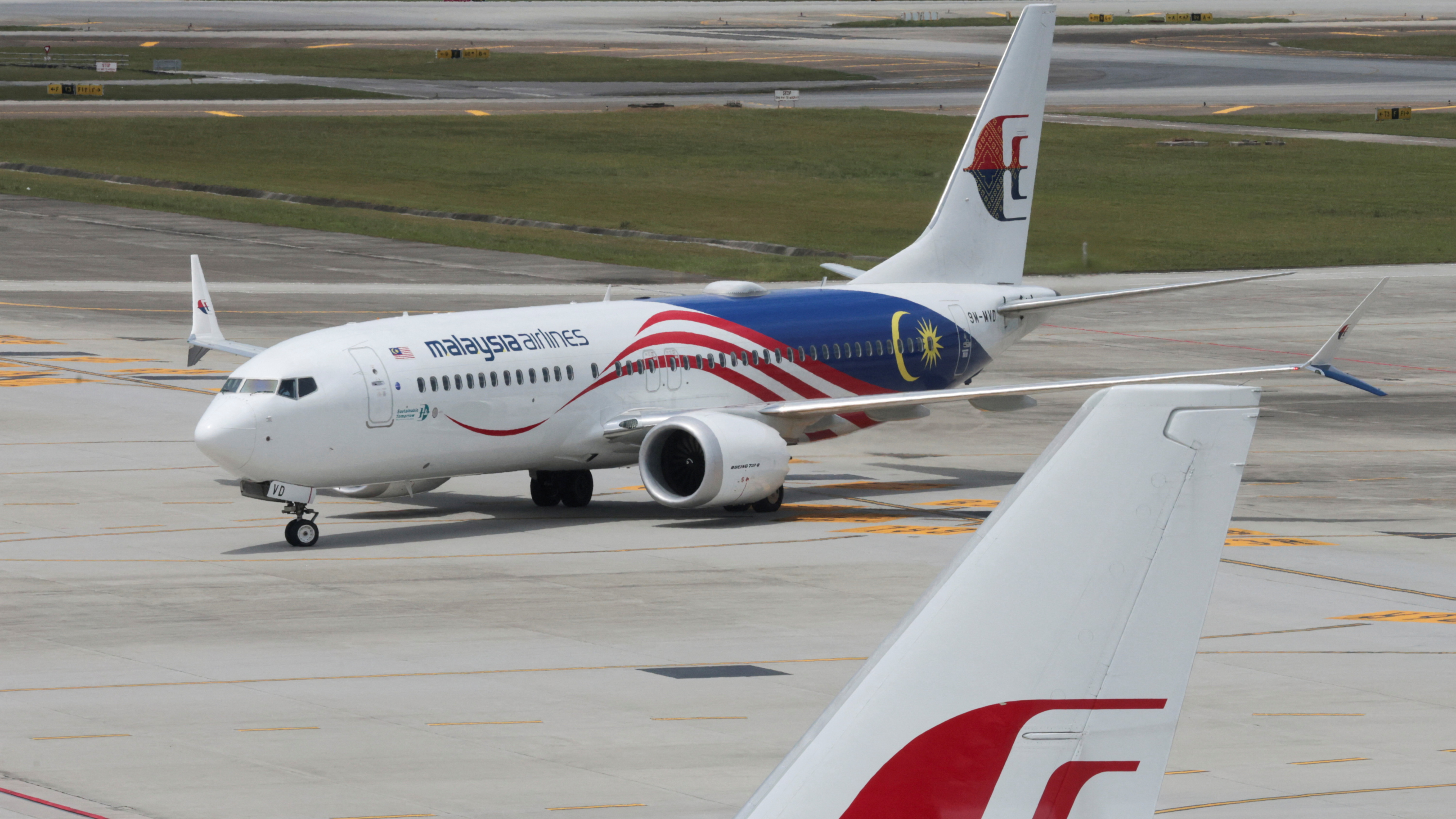 New Mumbai airport starts operations as Adani places $11bn aviation bet -  Nikkei Asia