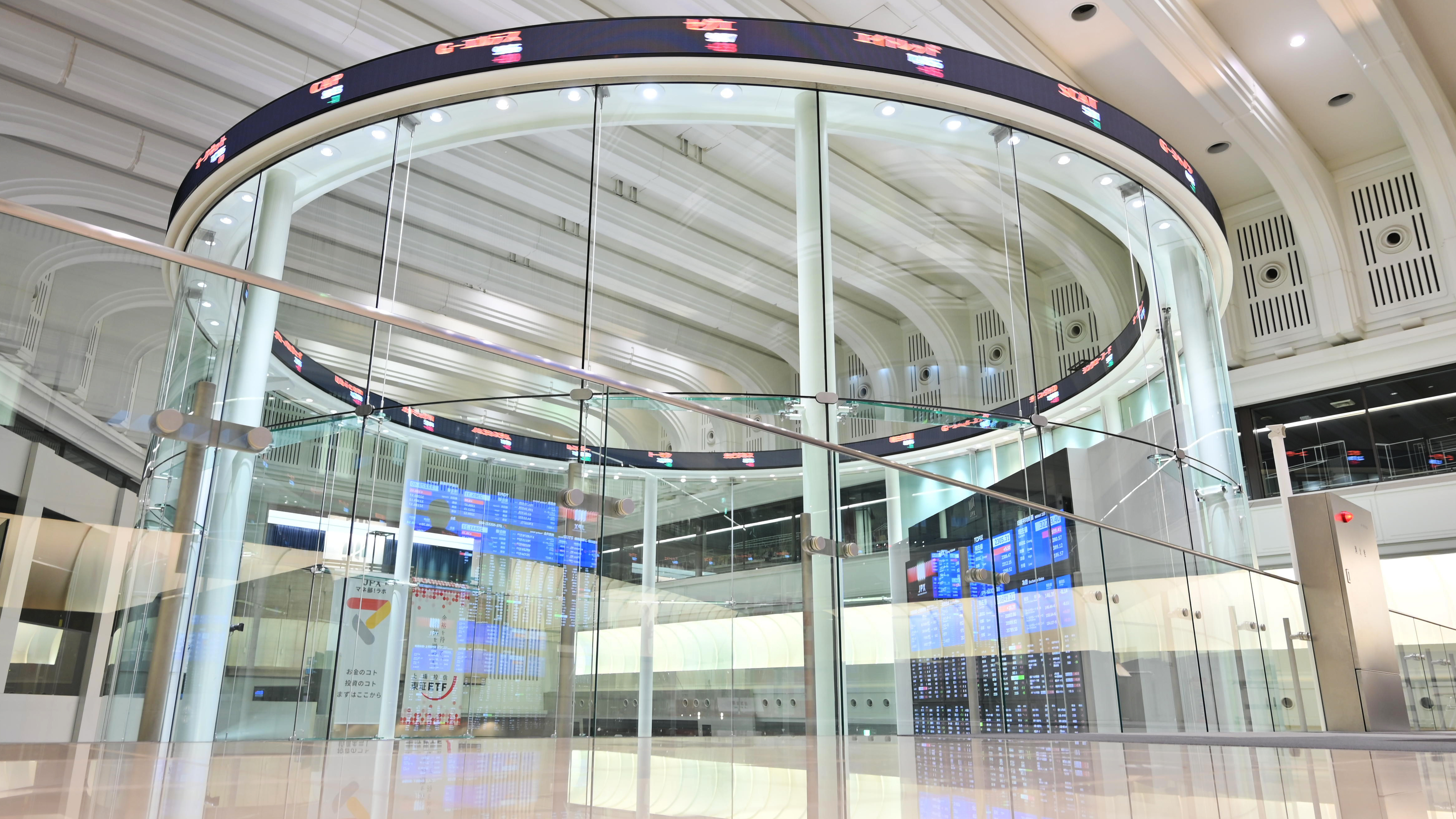 Jefferies Performance stable après résultats du T3, sous-performe le S&P 500